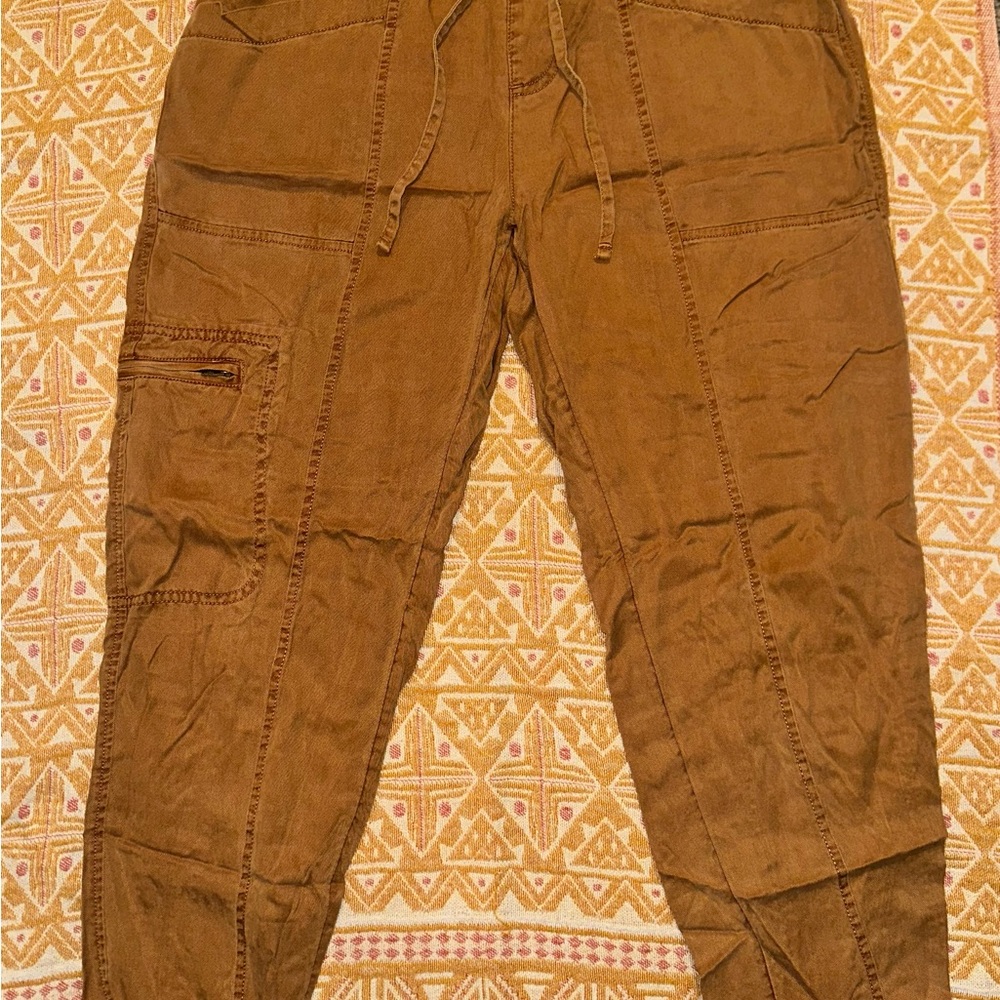 Nicole Miller Tan Cargo Pants for Women